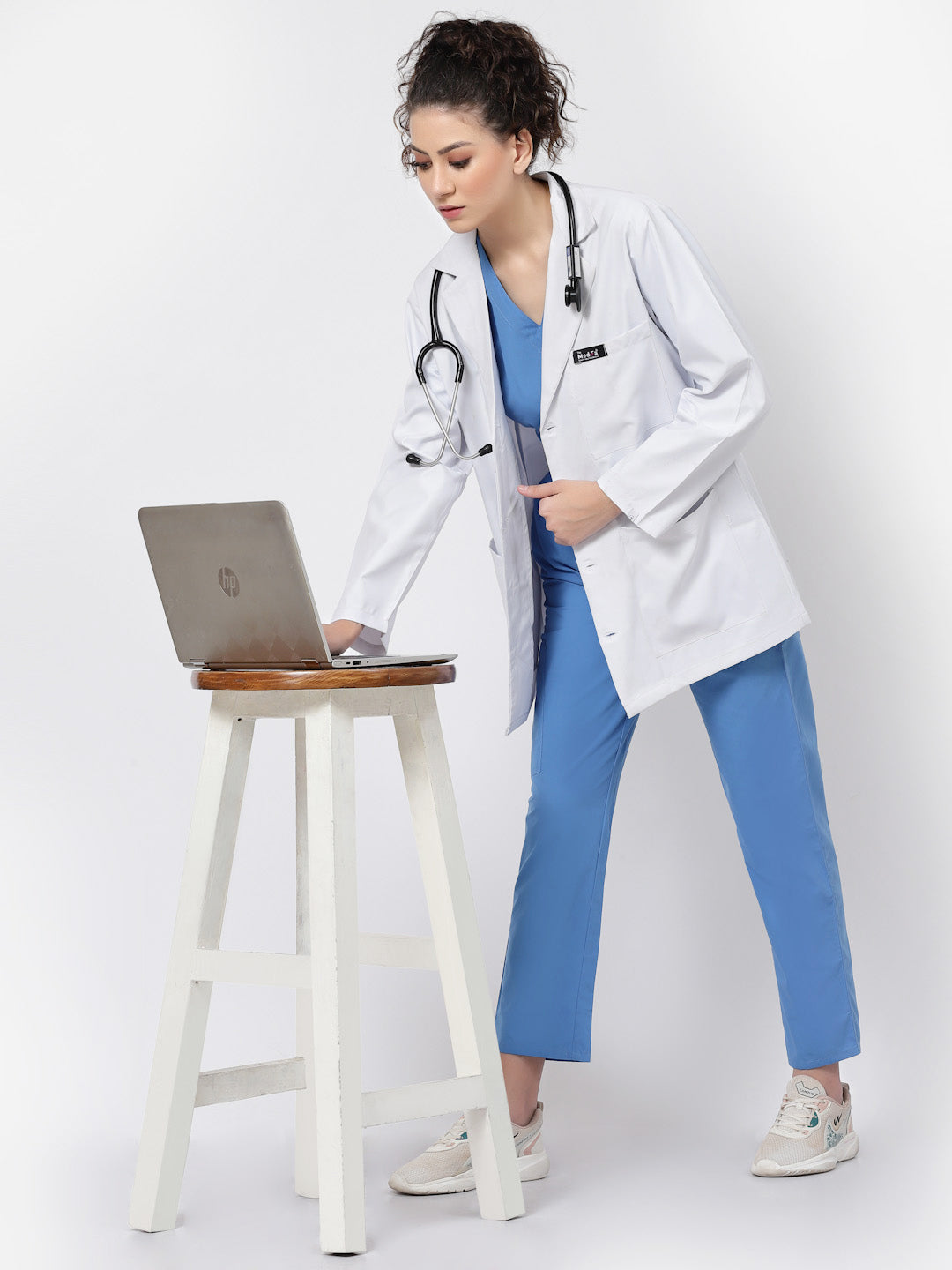 MedFa Short Lab Coat - (Women's) - TheMedfa